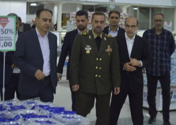 بازدید وزیر محترم دفاع از فروشگاه ایرانی مگاسیس