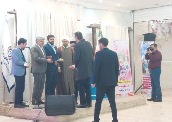 برگزاری جشن ۲۲ بهمن در فروشگاه اتکا مرکزی استان کرمان 